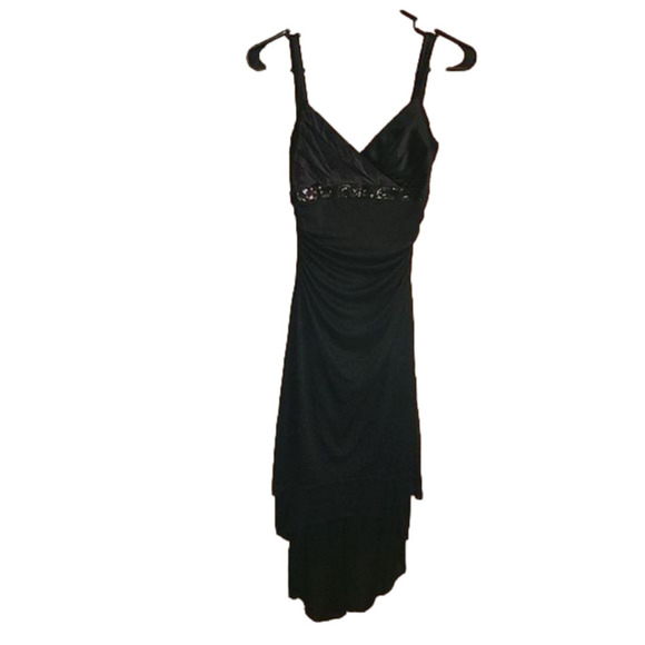 R𝅺UBY ROX Black Spaghetti Strap Dress - Picture 1 of 7